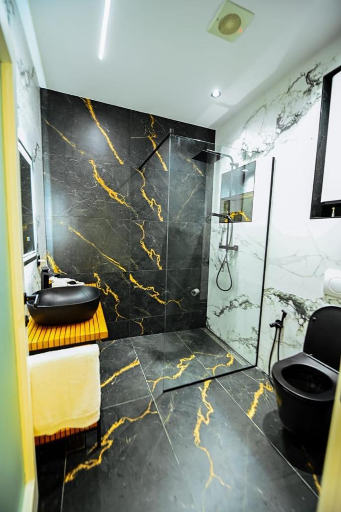 Mon Ami Boutique Hotel Shkodër Eksteriør bilde